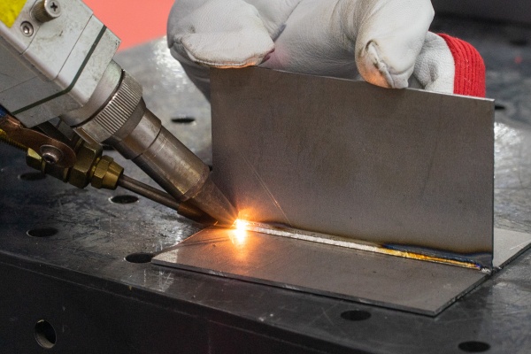 Лазерная сварка «4-в-1» FS-3000