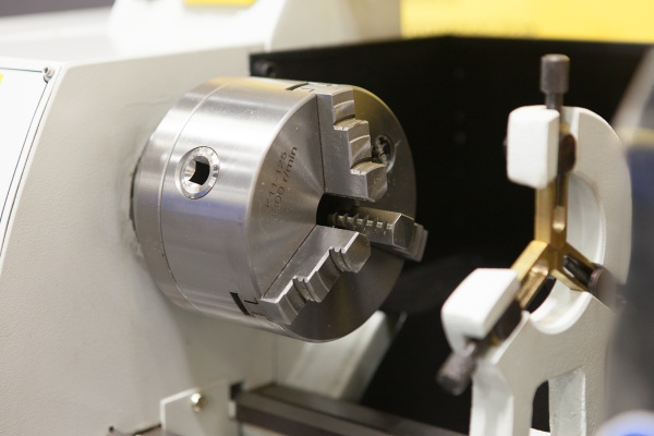 Станок настольный токарный Stalex D250x550C