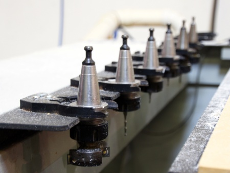 Фрезерно-гравировальные станки MultiCam Серии 1000