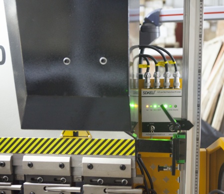 Пресс листогибочный гидравлический STALEX W67Y-30x1300 Е21 (ось Y; X)