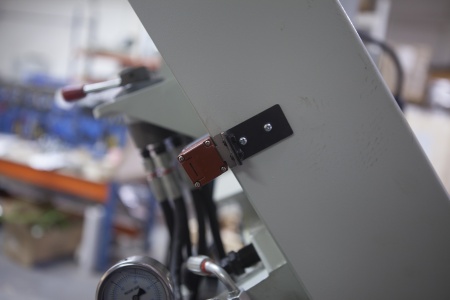 Станок полуавтоматический двухколонный Stalex TGK-4235